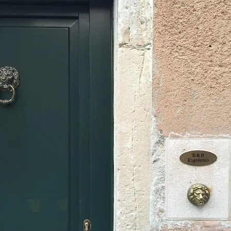 Rosso Charm Bed & Breakfast Venezia