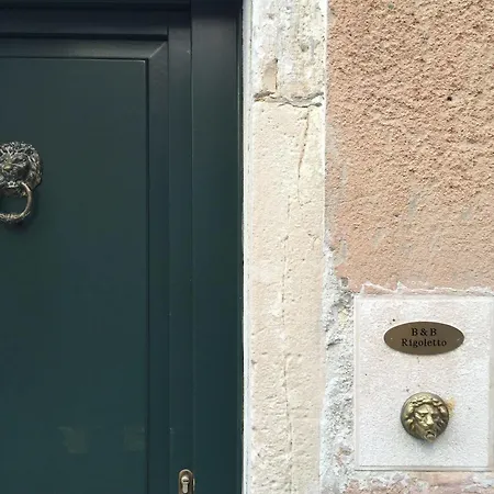 ロッソ チャーム B＆b ベッド・アンド・ブレックファスト ヴェネツィア