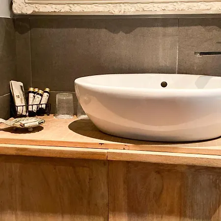 ロッソ チャーム B＆b ヴェネツィア