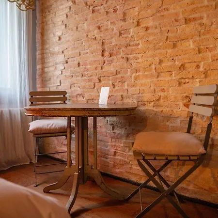 Rosso Charm 3* Velence