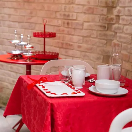 Rosso Charm Panzió Velence