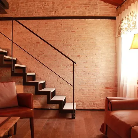 Bed & Breakfast Rosso Charm Venezia