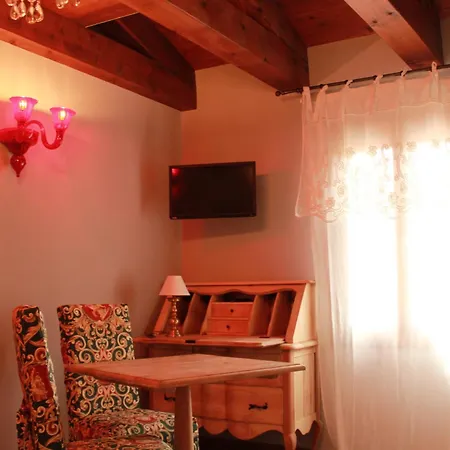 Bed & Breakfast Rosso Charm