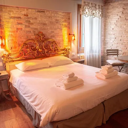 Bed & Breakfast Rosso Charm 3*