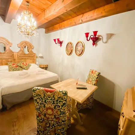 Rosso Charm 3* Benátky