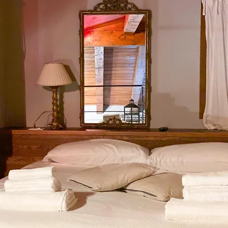 ロッソ チャーム B＆b ベッド・アンド・ブレックファスト